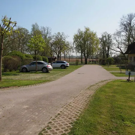 Sonniges Reetdachhaus * Puddemin