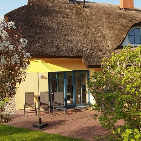 Sonniges Reetdachhaus Tatil Evi